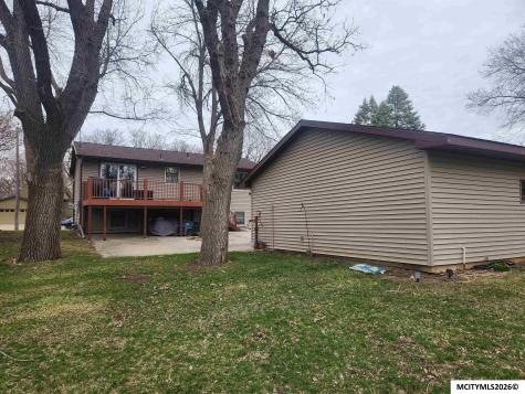 1121 15th NE Mason City IA 50401