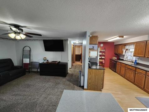 1121 15th NE Mason City IA 50401