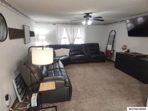 1121 15th NE Mason City IA 50401