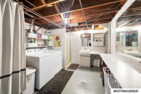 311 19th Street W Clear Lake IA 50428