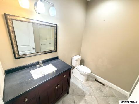 904 Poplar Street Osage IA 50461