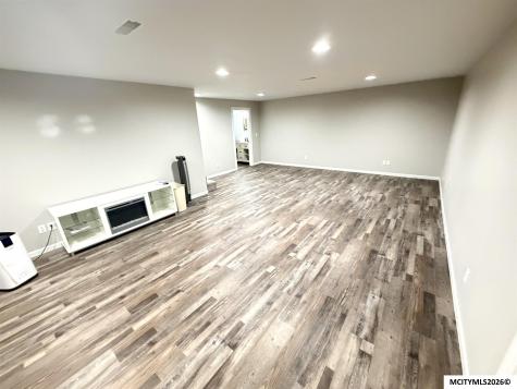 904 Poplar Street Osage IA 50461