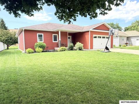 904 Poplar Street Osage IA 50461