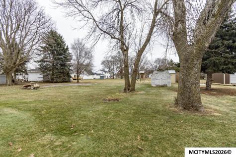 319 S Lincoln Sheffield IA 50475