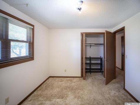 319 S Lincoln Sheffield IA 50475