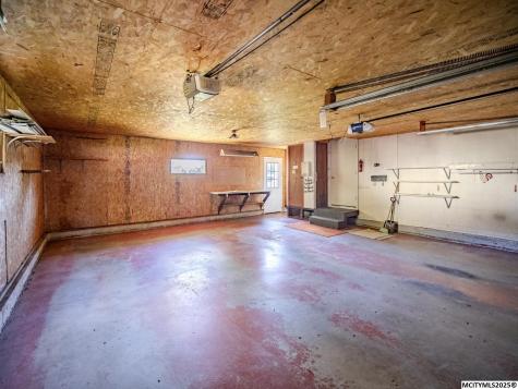 319 S Lincoln Sheffield IA 50475