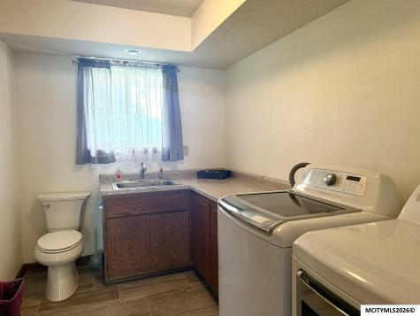 907 Woodland Drive Northwood IA 50459