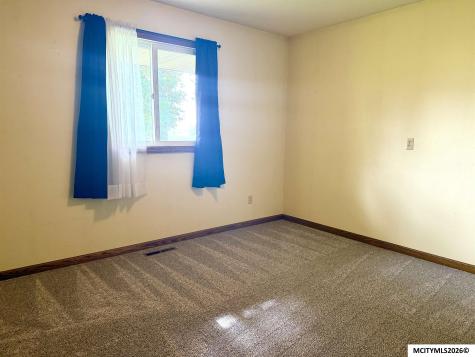 907 Woodland Drive Northwood IA 50459