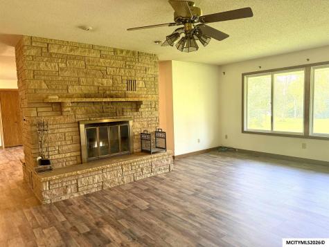 907 Woodland Drive Northwood IA 50459