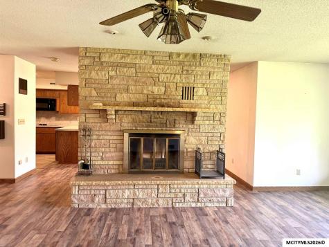 907 Woodland Drive Northwood IA 50459
