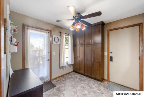 22 Charlestown Square Mason City IA 50401