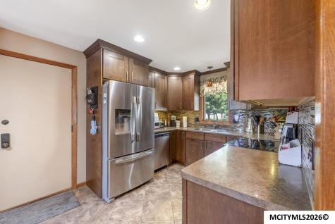 22 Charlestown Square Mason City IA 50401