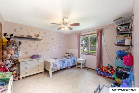 22 Charlestown Square Mason City IA 50401