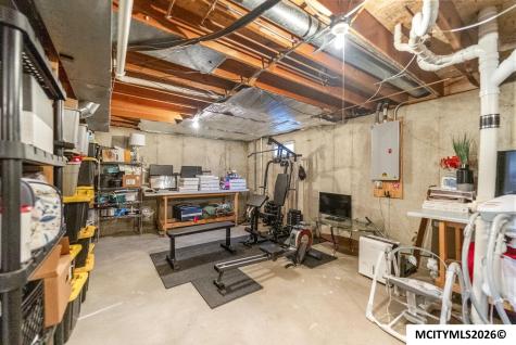 22 Charlestown Square Mason City IA 50401