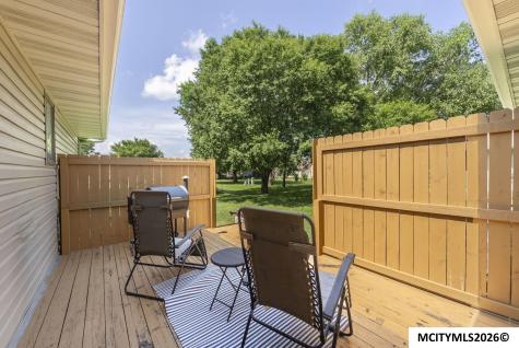 22 Charlestown Square Mason City IA 50401