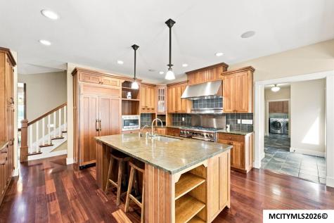 95 Oak Run Drive Mason City IA 50401