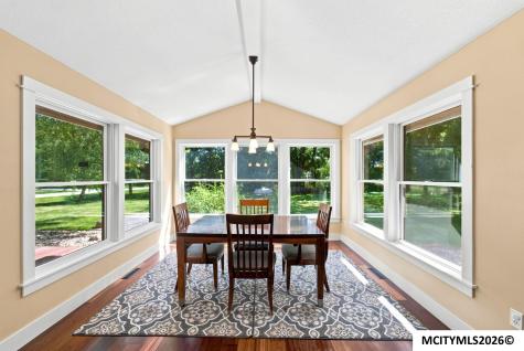 95 Oak Run Drive Mason City IA 50401