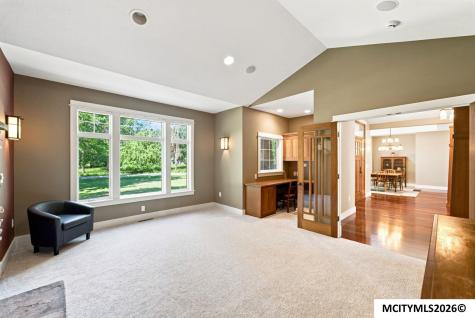 95 Oak Run Drive Mason City IA 50401