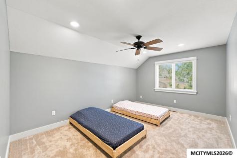 95 Oak Run Drive Mason City IA 50401