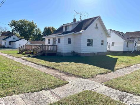 421 Sherman Street Sheffield IA 50475