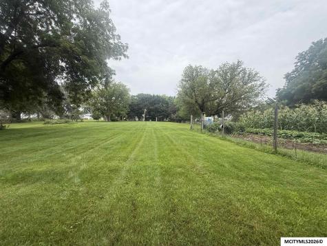 405 S Carolina Mason City IA 50401
