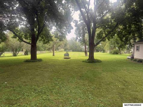 405 S Carolina Mason City IA 50401