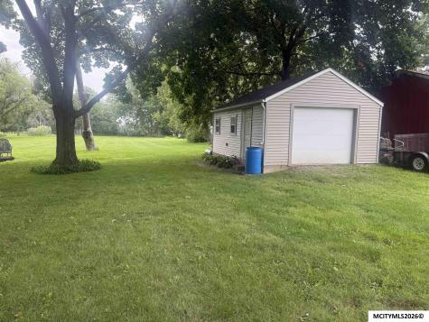 405 S Carolina Mason City IA 50401