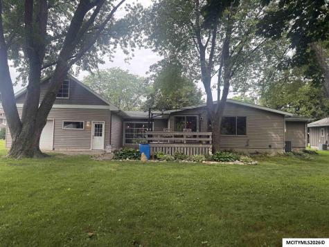 405 S Carolina Mason City IA 50401
