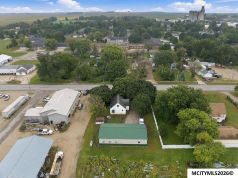 606 8th Street N Northwood IA 50459