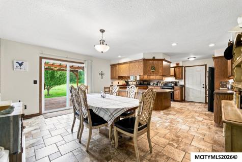 2909 4th NW Mason City IA 50401