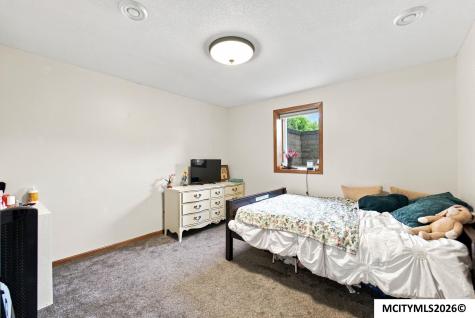 2909 4th NW Mason City IA 50401