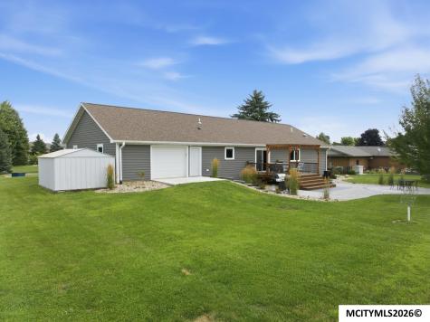 2909 4th NW Mason City IA 50401