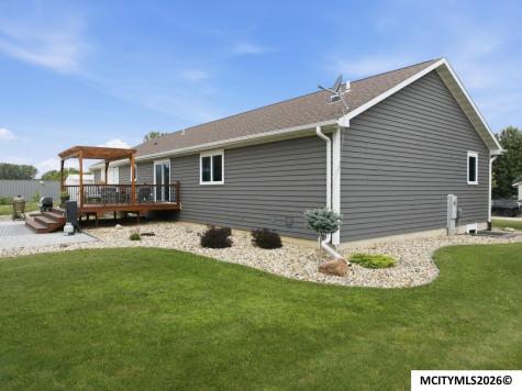2909 4th NW Mason City IA 50401