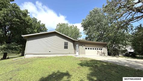 734 N Carolina Mason City IA 50401