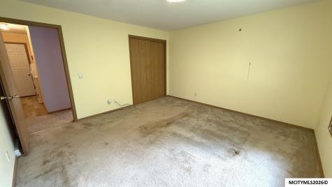 734 N Carolina Mason City IA 50401