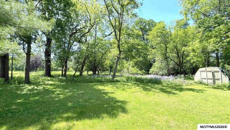734 N Carolina Mason City IA 50401