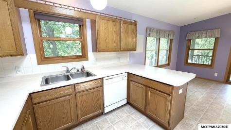 734 N Carolina Mason City IA 50401