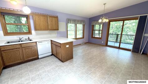 734 N Carolina Mason City IA 50401