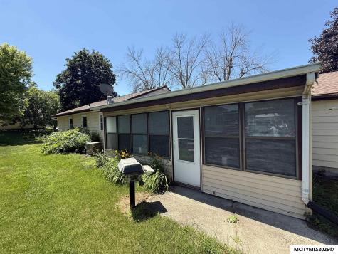 605 N 8th Street Forest City IA 50436
