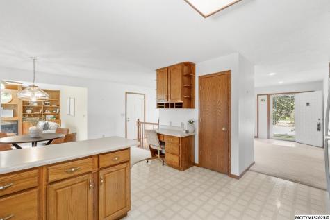 25 Slate Court Mason City IA 50401