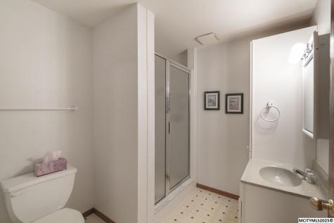 25 Slate Court Mason City IA 50401