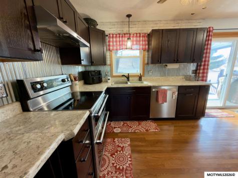 811 9th NW Mason City IA 50401
