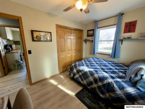 811 9th NW Mason City IA 50401