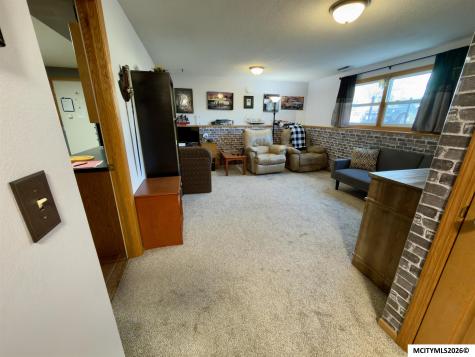 811 9th NW Mason City IA 50401