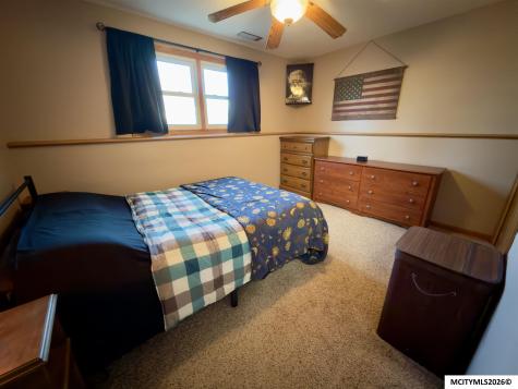 811 9th NW Mason City IA 50401
