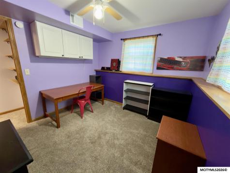 811 9th NW Mason City IA 50401