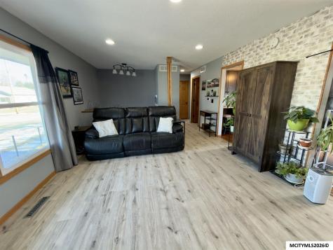 811 9th NW Mason City IA 50401