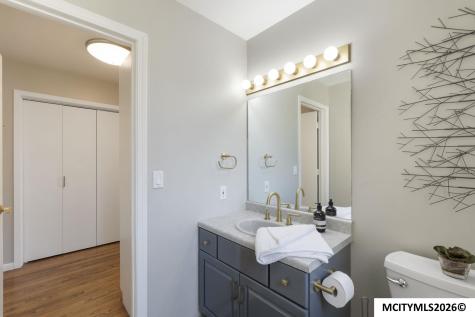 1000 Briarstone Drive Mason City IA 50401