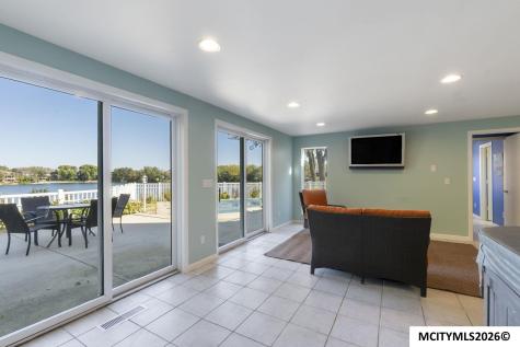 1000 Briarstone Drive Mason City IA 50401
