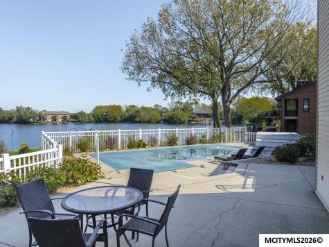 1000 Briarstone Drive Mason City IA 50401